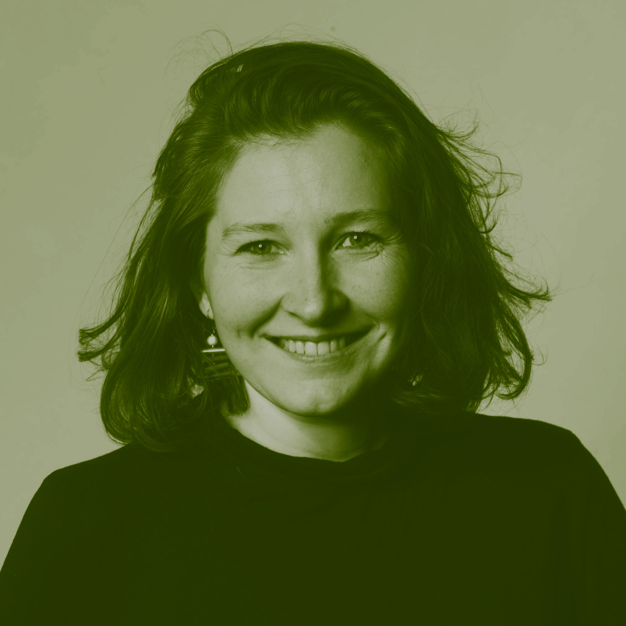 portrait de Delphine BRUNET, UI / UX designeur & web développeur
